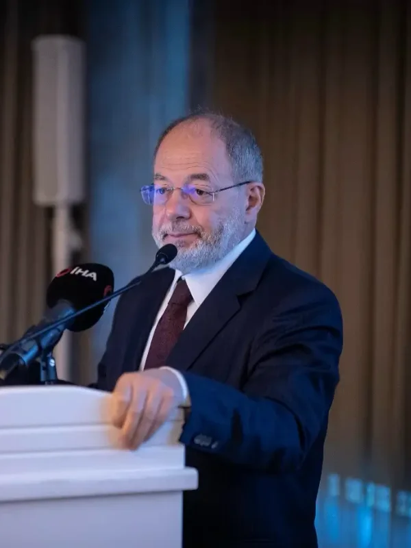 Prof. Dr. Recep Akdağ